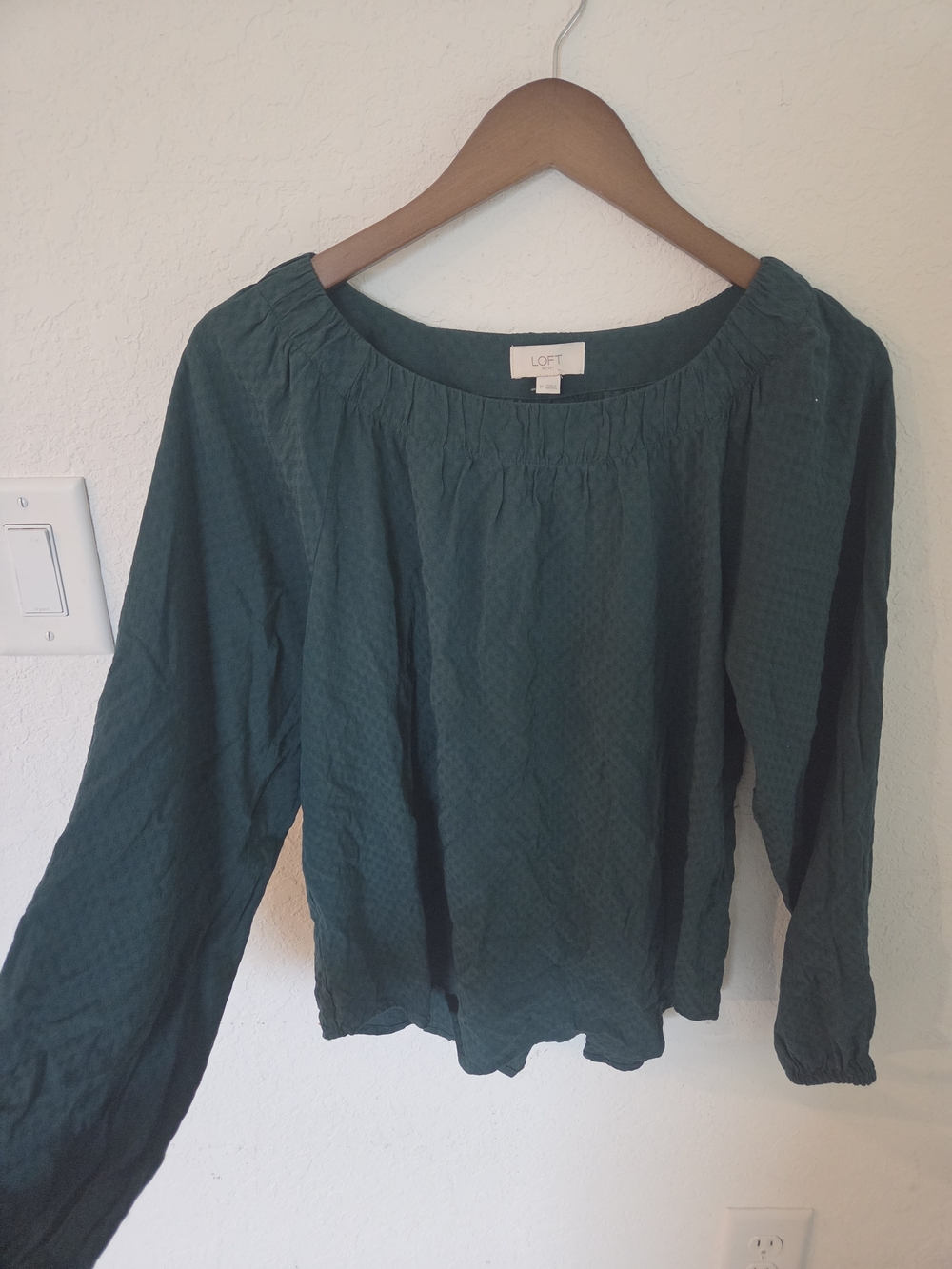 LOFT Outlet Women's Dark Green Rayon Blouse Flowy Medium